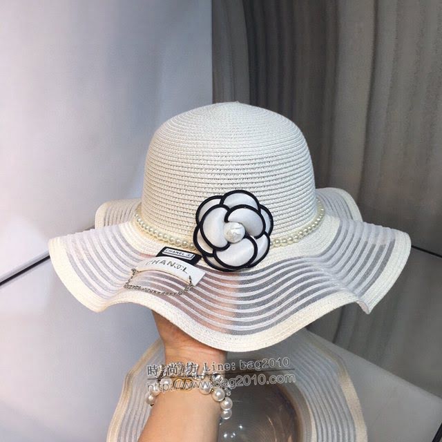 Chanel爆款女士帽子 香奈兒山茶花波浪大帽沿草帽遮陽帽  mm1508